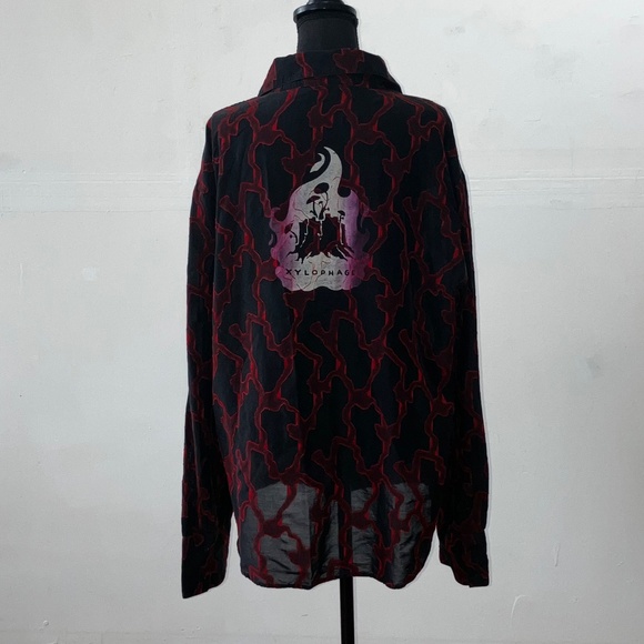 Versace Men's Black and Red Casual Shirt - Picture 4 of 11